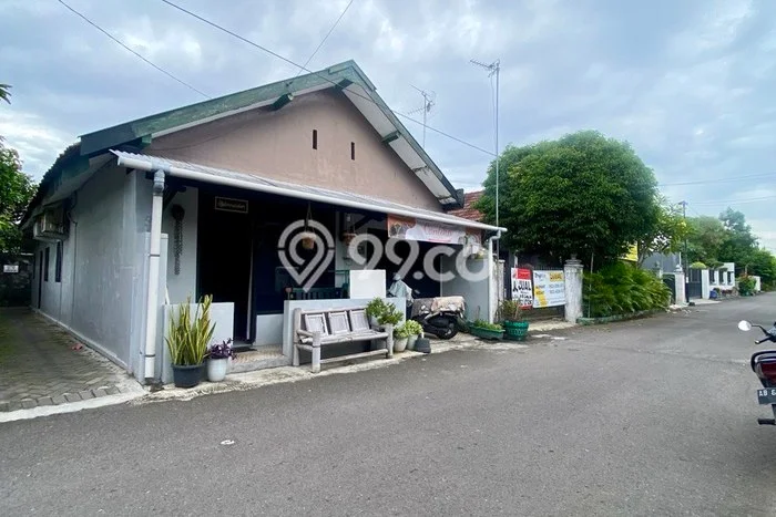 Rumah Strategis Minimalis Lb 85m2 di Kraton, Yogyakarta Rumah Strategis Minimalis Lb 85m2 di Kraton, Yogyakarta