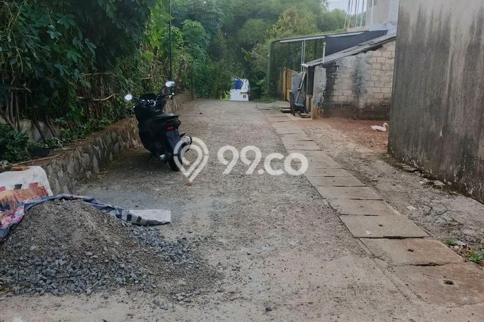 Dijual Tanah di Pancoran Mas Depok Luas 2500m2 SHM Dijual Tanah di Pancoran Mas Depok Luas 2500m2 SHM