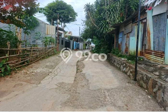 Dijual Tanah di Pancoran Mas Depok Luas 2500m2 SHM Dijual Tanah di Pancoran Mas Depok Luas 2500m2 SHM