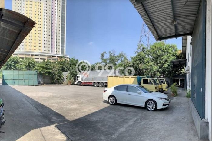 Gudang Komersial Dijual di Kelapa Gading Jakarta Utara LT 6961m2 & LB 3208m2 Gudang Komersial Dijual di Kelapa Gading Jakarta Utara LT 6961m2 & LB 3208m2