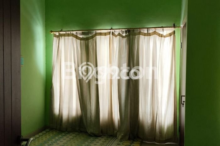 Rumah Minimalis 4 Kamar LT 120m2 di Kebonsari Rumah Minimalis 4 Kamar LT 120m2 di Kebonsari