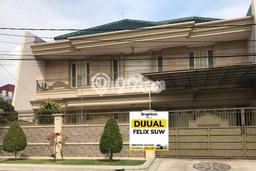 For Sale Rumah Mewah Exclusive di Sukolilo, Surabaya For Sale Rumah Mewah Exclusive di Sukolilo, Surabaya