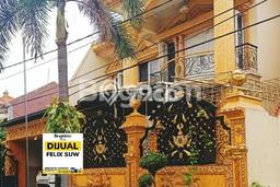 Hunian Mewah Dijual LT 300m2 di Gayungan, Surabaya Hunian Mewah Dijual LT 300m2 di Gayungan, Surabaya