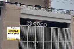 Hunian Cantik Minimalis Lb 175m2 di Semampir, Surabaya Hunian Cantik Minimalis Lb 175m2 di Semampir, Surabaya