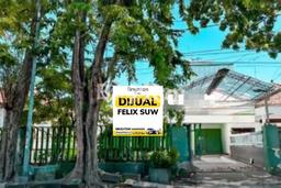 Dijual Rumah Premium dengan Fasilitas Sekitar Komplit di Genteng, Surabaya Dijual Rumah Premium dengan Fasilitas Sekitar Komplit di Genteng, Surabaya