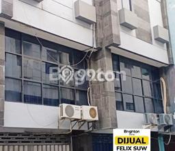Unit Ruko Dijual di Surabaya LT 69m2 & LB 230m2 Unit Ruko Dijual di Surabaya LT 69m2 & LB 230m2