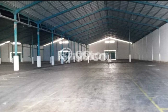 Gudang paling strategis disewakan di Benowo Surabaya Gudang paling strategis disewakan di Benowo Surabaya