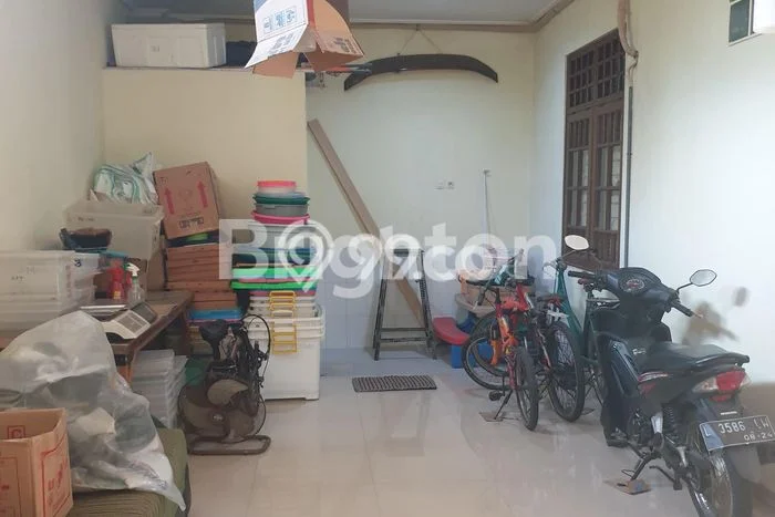 Dijual Rumah Premium dengan Fasilitas Sekitar Komplit di Wiyung, Surabaya Dijual Rumah Premium dengan Fasilitas Sekitar Komplit di Wiyung, Surabaya