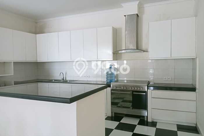 Vila Ready Kawasan , Area 0m2m², For Rent Vila Ready Kawasan , Area 0m2m², For Rent