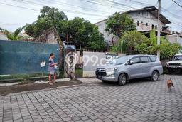 Tanah Potensial di Pemecutan Kaja, Luas 400m², Pinggir Jalan Tanah Potensial di Pemecutan Kaja, Luas 400m², Pinggir Jalan