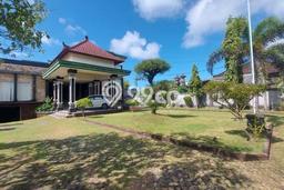 Ruko Dijual di Badung LT 1000m2 & LB 1027m2 Lokasi Terbaik! Ruko Dijual di Badung LT 1000m2 & LB 1027m2 Lokasi Terbaik!