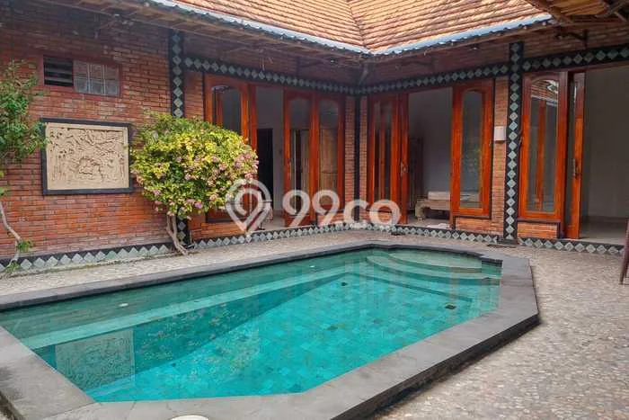 Jarang Ada! Rumah Sewa 3 Kamar Bagus Siap Huni Seminyak Jarang Ada! Rumah Sewa 3 Kamar Bagus Siap Huni Seminyak