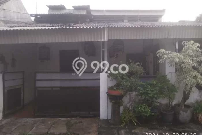 Rumah Modern Cantik 4 Kamar Bisa Langsung Pindah di Gresik Rumah Modern Cantik 4 Kamar Bisa Langsung Pindah di Gresik
