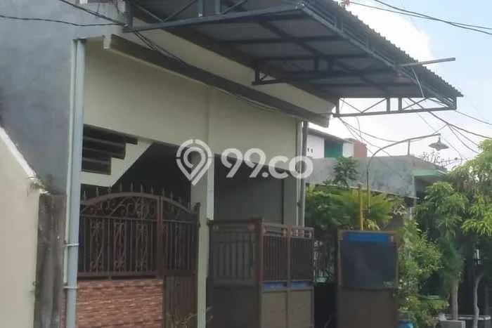 Dijual Rumah Strategis Bagus Punya 8 KT di Kebomas Gresik - Dijual Rumah Strategis Bagus Punya 8 KT di Kebomas Gresik -