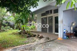 Hunian Eksklusif Dijual LT 550m2 di Kebayoran Lama, Jakarta Selatan Hunian Eksklusif Dijual LT 550m2 di Kebayoran Lama, Jakarta Selatan