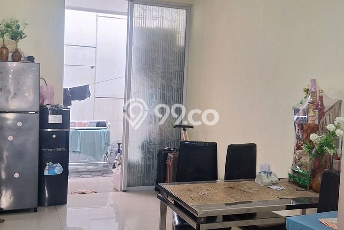 For Sale Rumah 4 Kamar Lokasi Ideal Bagus dan Strategis di Cengkareng For Sale Rumah 4 Kamar Lokasi Ideal Bagus dan Strategis di Cengkareng