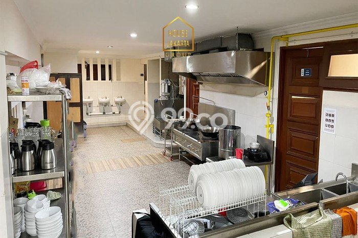 For Sale! Luxury House LT 990m2 Desain Modern di patra kuningan For Sale! Luxury House LT 990m2 Desain Modern di patra kuningan