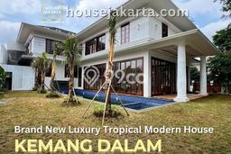 Dijual Rumah Mewah Megah Dengan View Eksklusif di Kemang, Jakarta Selatan Dijual Rumah Mewah Megah Dengan View Eksklusif di Kemang, Jakarta Selatan