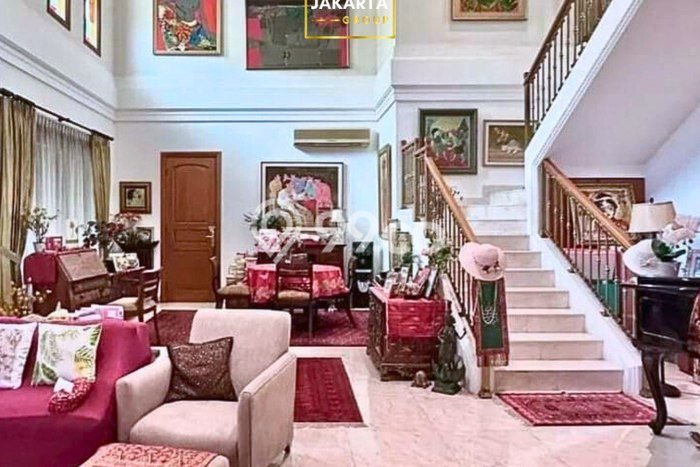 Rumah Elit LB 230m2 Siap Huni Desain Elegan di Ampera, Jakarta Selatan Rumah Elit LB 230m2 Siap Huni Desain Elegan di Ampera, Jakarta Selatan