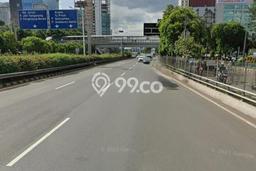 Jarang Ada! Tanah di S Parman Punya Luas 2200m2 - Jarang Ada! Tanah di S Parman Punya Luas 2200m2 -