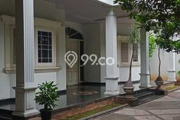 Hunian Ideal dengan LT 930m2 & LB 1000m2 Disewakan di Pondok Indah Hunian Ideal dengan LT 930m2 & LB 1000m2 Disewakan di Pondok Indah