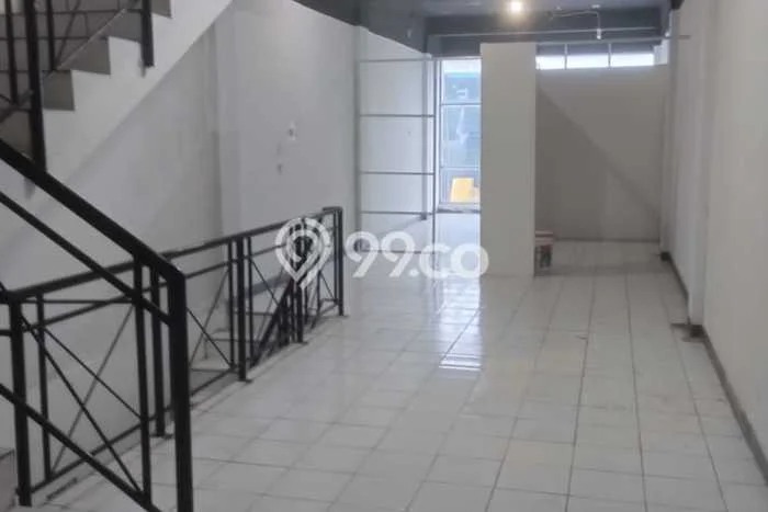Ruko untuk Disewa di Pusat Jakarta Selatan Luas Bangunan 225m2 Ruko untuk Disewa di Pusat Jakarta Selatan Luas Bangunan 225m2