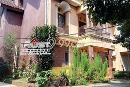 Hunian Mewah LB 240m2 Siap Huni Desain Elegan di Pondok Cabe, Tangerang Hunian Mewah LB 240m2 Siap Huni Desain Elegan di Pondok Cabe, Tangerang