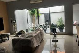 Hunian Elit LB 240m2 Siap Huni Desain Elegan di BSD, Tangerang Hunian Elit LB 240m2 Siap Huni Desain Elegan di BSD, Tangerang