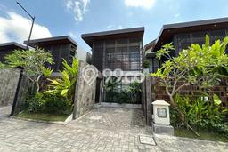 Hunian Mewah LB 126m2 Siap Pakai Desain Elegan di canggu, Badung Hunian Mewah LB 126m2 Siap Pakai Desain Elegan di canggu, Badung