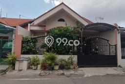 Dijual Rumah 4 Kamar Lokasi Ideal Nyaman dan Strategis di Gubeng Dijual Rumah 4 Kamar Lokasi Ideal Nyaman dan Strategis di Gubeng