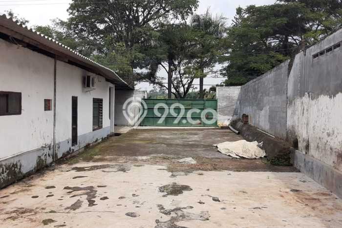 Area Ramai! Gudang Dijual di Prigen untuk Bisnis Luas Bangunan 300m2 Area Ramai! Gudang Dijual di Prigen untuk Bisnis Luas Bangunan 300m2