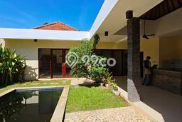 Vila Kawasan , Ukuran 244m2m², Ideal untuk beragam kebutuhan Vila Kawasan , Ukuran 244m2m², Ideal untuk beragam kebutuhan