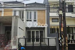 Dijual Cepat Rumah Favorit Siap Huni LB 85m2 di Rungkut, Surabaya Dijual Cepat Rumah Favorit Siap Huni LB 85m2 di Rungkut, Surabaya