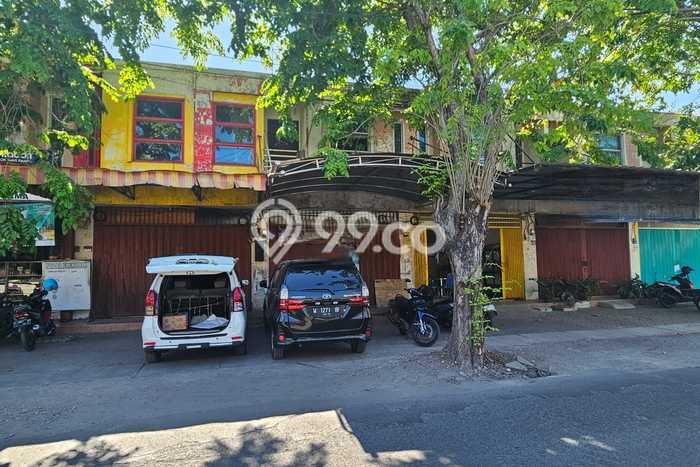 Ruko Dijual di Rungkut Surabaya dengan Luas Bangunan 112m2 Ruko Dijual di Rungkut Surabaya dengan Luas Bangunan 112m2