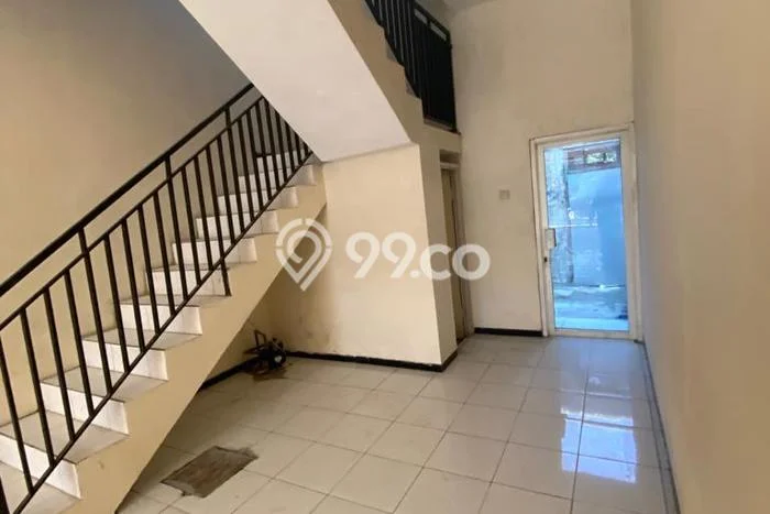 Area Ramai! Ruko Dijual di Waru untuk Bisnis Luas Bangunan 120m2 Area Ramai! Ruko Dijual di Waru untuk Bisnis Luas Bangunan 120m2