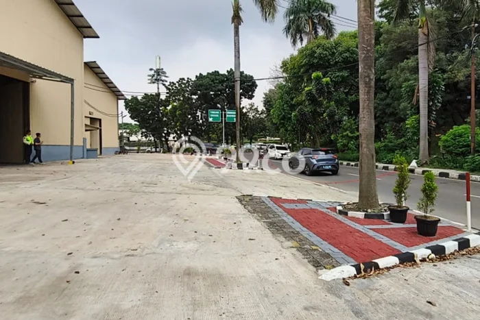 Unit Gudang Disewa Lokasi Kebon Jeruk, Jakarta Barat Spesifikasi Luas Bangunan 870m2 Unit Gudang Disewa Lokasi Kebon Jeruk, Jakarta Barat Spesifikasi Luas Bangunan 870m2