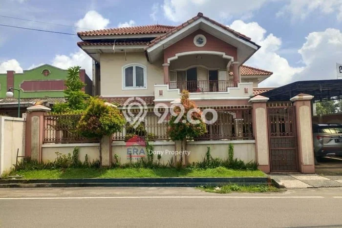 Dijual Cepat Rumah Favorit Siap Huni LB 280m2 di Karawaci, Tangerang Dijual Cepat Rumah Favorit Siap Huni LB 280m2 di Karawaci, Tangerang