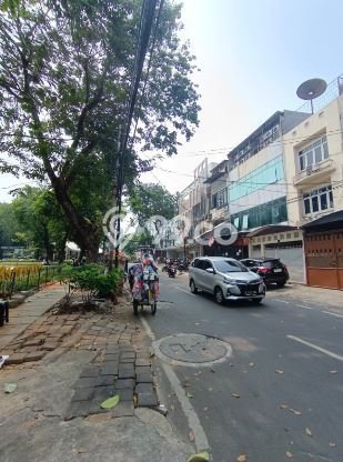Ruko Dijual di Prime Area Jakarta Pusat Luas 513m2 Ruko Dijual di Prime Area Jakarta Pusat Luas 513m2