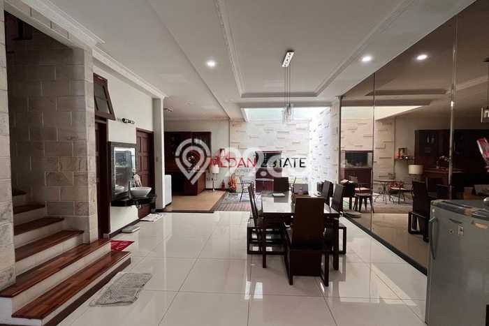 Siap Huni Hunian Elit 4 Kamar di Medan Baru Dekat ke Mana Saja Siap Huni Hunian Elit 4 Kamar di Medan Baru Dekat ke Mana Saja
