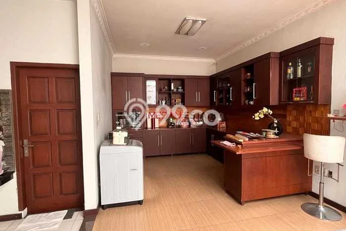 Siap Huni Hunian Elit 4 Kamar di Medan Baru Dekat ke Mana Saja Siap Huni Hunian Elit 4 Kamar di Medan Baru Dekat ke Mana Saja