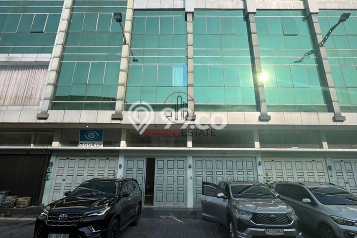 Rumah Mewah Dijual LT 128m2 di Medan Polonia, Medan Rumah Mewah Dijual LT 128m2 di Medan Polonia, Medan