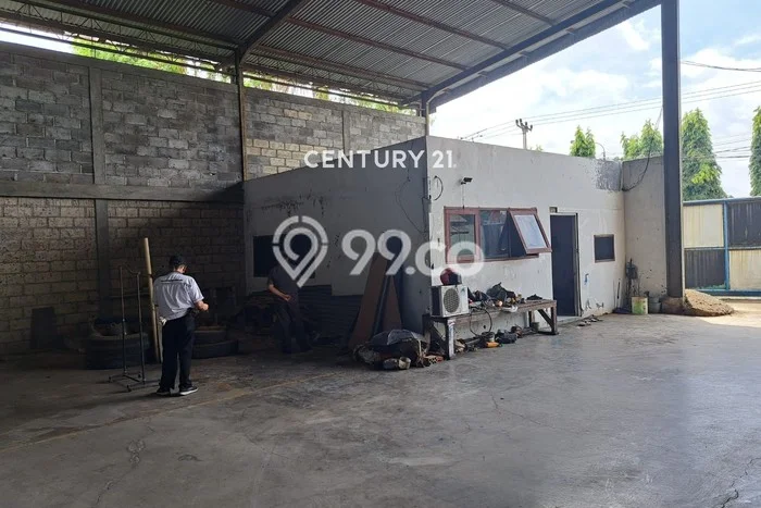 Gudang Usaha Dijual di Karawang Timur Karawang LT 12m2 & LB 4m2 Gudang Usaha Dijual di Karawang Timur Karawang LT 12m2 & LB 4m2
