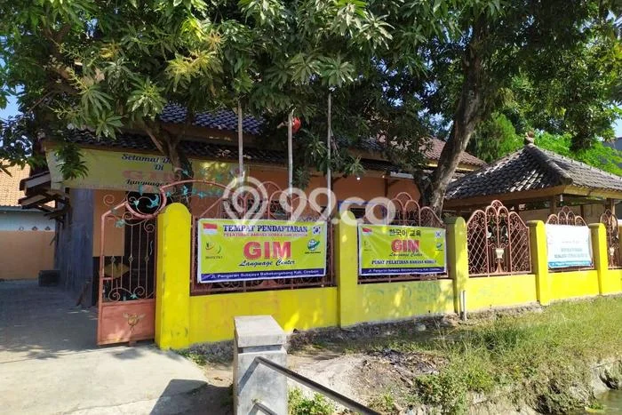 Rumah Strategis Minimalis Lb 180m2 di Babakan, Cirebon Rumah Strategis Minimalis Lb 180m2 di Babakan, Cirebon