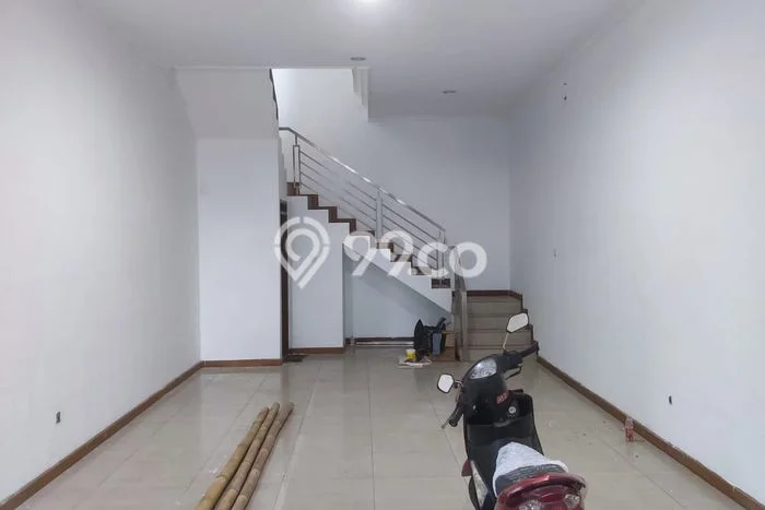 Ruko untuk Disewa di Pusat Bandung Luas Bangunan 220m2 Ruko untuk Disewa di Pusat Bandung Luas Bangunan 220m2