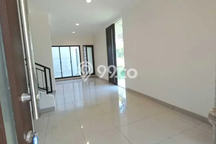 Disewakan Segera Rumah Kondisi Baik di Area Gedebage, Bandung Disewakan Segera Rumah Kondisi Baik di Area Gedebage, Bandung