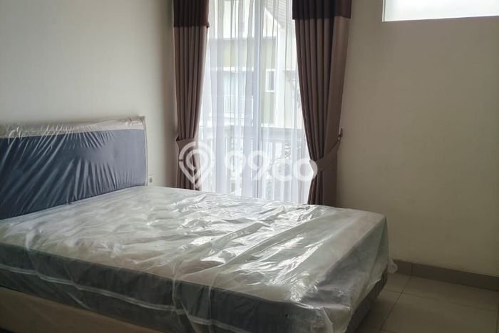 Lokasi terbaik! Rumah siap pakai dikontrakkan di Gedebage LB 216m2 Lokasi terbaik! Rumah siap pakai dikontrakkan di Gedebage LB 216m2