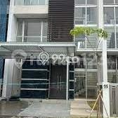 For Sale! Premium House LT 200m2 Desain Modern di Pantai Indah Kapuk For Sale! Premium House LT 200m2 Desain Modern di Pantai Indah Kapuk
