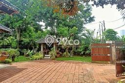 Ready to Use! Luxury House LT 793m2 Desain Elegan di Kemang Ready to Use! Luxury House LT 793m2 Desain Elegan di Kemang
