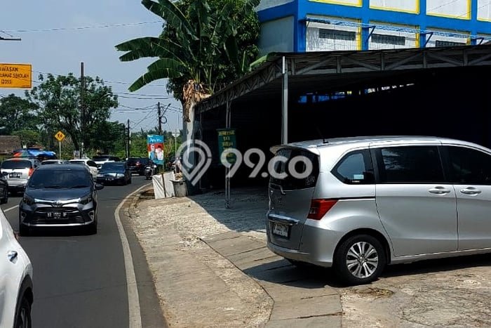 Hunian Elit LB 1000m2 Siap Pakai Desain Elegan di Serua, Tangerang Hunian Elit LB 1000m2 Siap Pakai Desain Elegan di Serua, Tangerang