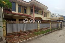 For Sale! Premium House LT 237m2 Desain Elegan di Pondok Kelapa For Sale! Premium House LT 237m2 Desain Elegan di Pondok Kelapa
